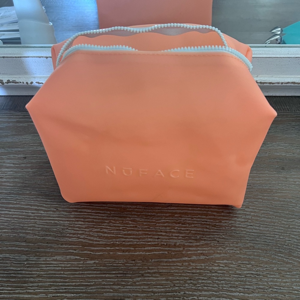 NuFace set/bundle - Picture 4 of 5